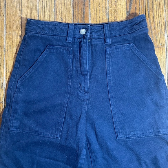 Modern Utility Pant from Aritzia - Picture 2 of 4